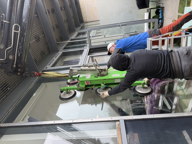 About Kensal Green Glazing